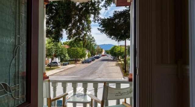 Roseberry House Bed and Breakfast, Buchen Sie Bed & Breakfast Susanville Kalifornien