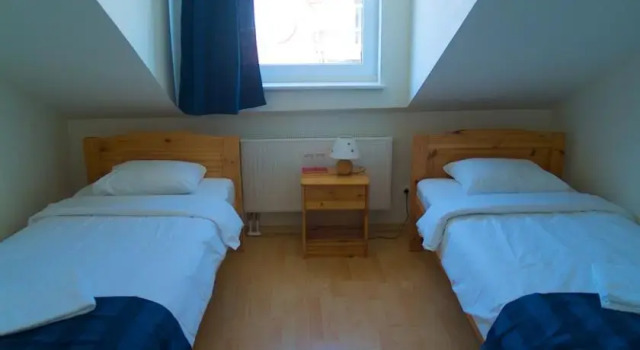 Jahta Hostel, Забронировать Хостел Хаапсалу Ляэнемаа, рядом с Tchaikovsky's Bench