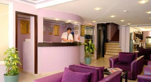 Yuva Hotel, Varaa Hotelli Hotellit Marmara-alue pysäköinnillä, Pysäköinti