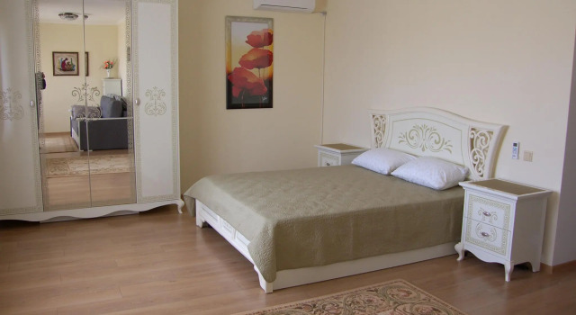 Suite Lyogkij Briz Living quarters
