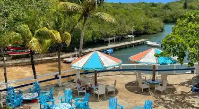 Puerto Blanco Marina & Hotel