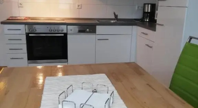 Ferienhaus Rauwolf mit 2 Ferienwohnungen, Забронировать Отель Рошбах 