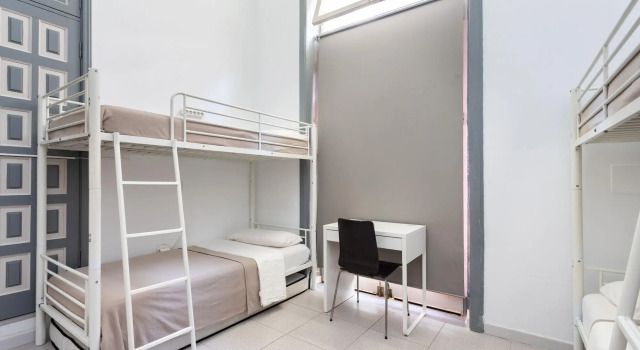 Wanderlust Hostel, Забронировать Хостел Хостелы Санта-Крус-де-Тенерифе, рядом с Парк Гарсии Санабриа, Хостел