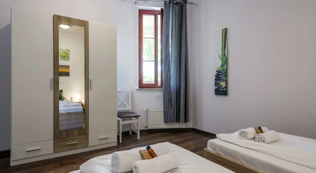 Апартаменты с 2 комнатами с балконом Galeria Italiana Apartments