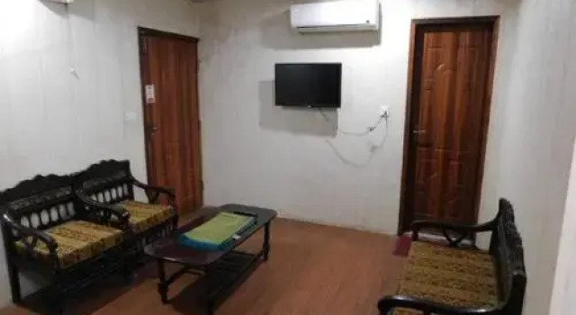 Shahtaj hotel, Book Hotel Lahore Pakistan, nær Allama Iqbal Museum