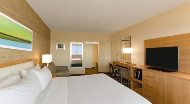 Двухместный номер Standard с видом на океан Holiday Inn Miami Beach-Oceanfront by IHG