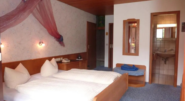Atina Hotel