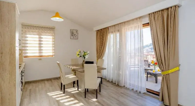 Апартаменты Deluxe c 1 комнатой с балконом Arvala Apartments