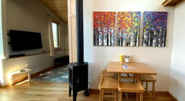 Eagle Peak Guesthouse, Rezerwuj Hotel Eagle River Alaska