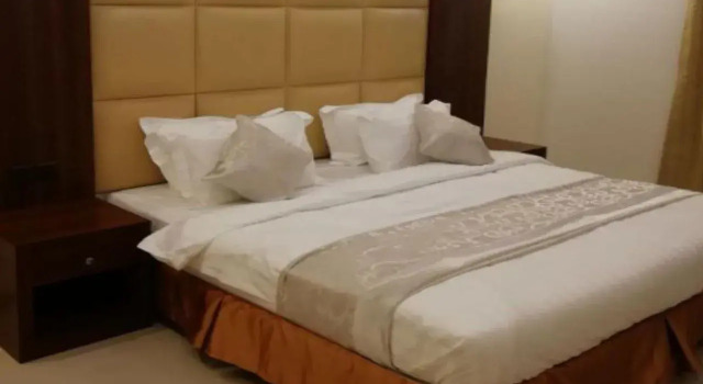 Royalty Group, Buchen Sie Hotel Provinz Riad Provinz Riad