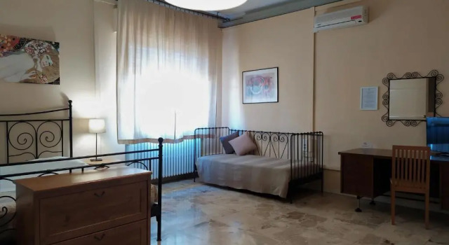 Camera tripla Standard B&B Cameracaffè Centro