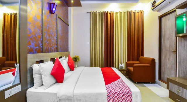 Park Avenue Hotel, Rezerwuj Hotel Hotele w Sikar z parkingiem, Parking