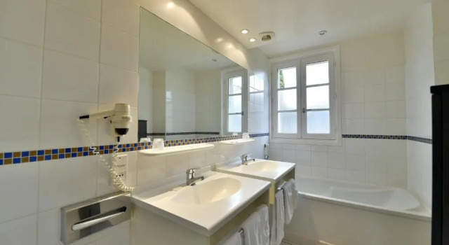 Двухместный номер Comfort Auberge de la Commanderie