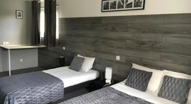 Номер Economy Hotel Mervil Airport