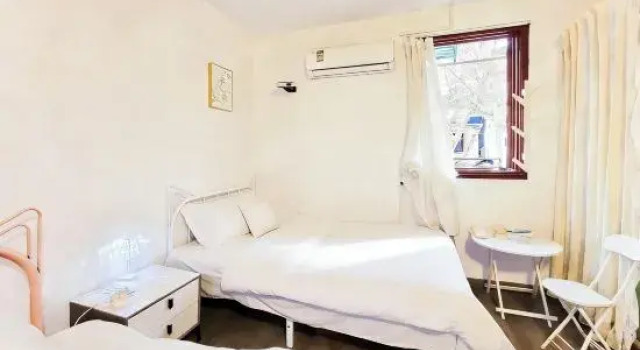 Люкс Old Western-Style Villa Suite Homestay (Shaanxi South Road)