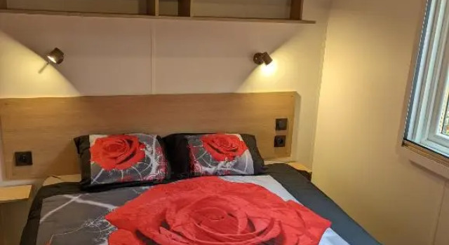 200m de la plage Mobil Home LUXE Neuf 42m2 3 chambres Camping 5 Etoiles Mayotte Biscarrosse Koyobalys, Rezerwuj Pole kempingowe Hotele SPA w Côte landaise, SPA