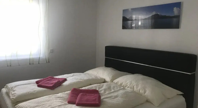 Ferienwohnung Lea am See, Varaa Huoneisto Hotellit Baijeri pysäköinnillä, Pysäköinti