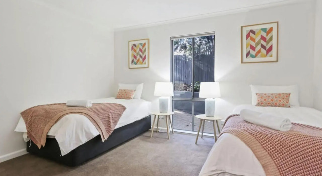 Captains Quarters, Забронировать Отель Меримбула Sapphire Coast, рядом с Пляж Шорт-Пойнт-Бич