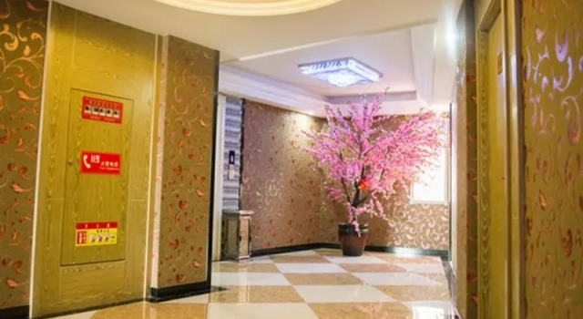 GreenTree Alliance Ningbo Cixi Guanghaiwei Industrial Park East Area Hotel, Prenota Hotel Hotel a Ningbo con parcheggio, Parcheggio
