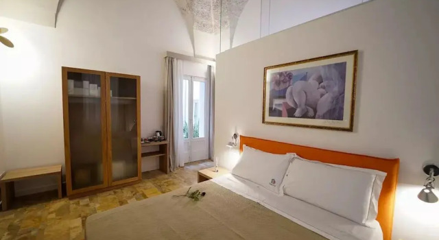 Vianna Suites & Spa