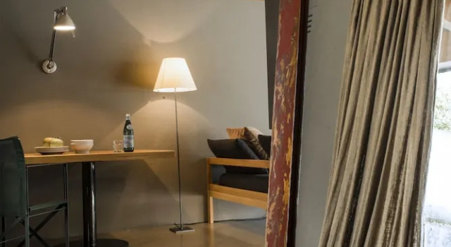 Люкс с видом на бассейн Vivere Suites & Rooms