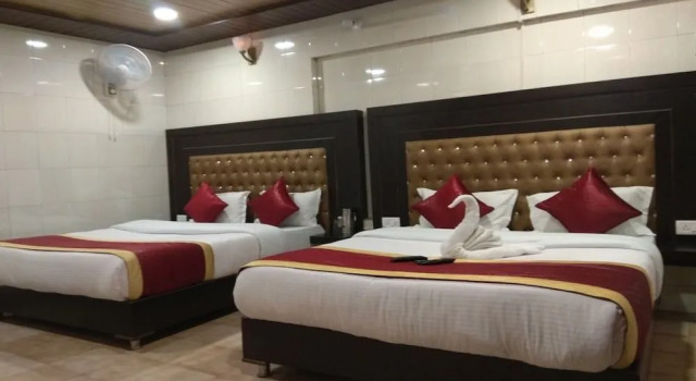 Goroomgo City Palace Nainital, Rezervovat Hotel Nainital Uttarakhand