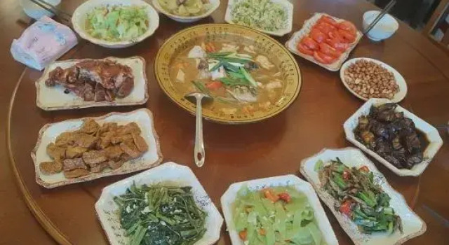 Damingshan Juxianlou Homestay