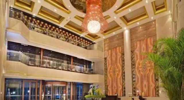 Beijing Baifuyi Hotel Dongzhimen, Book Hotel Hoteller i Beijing Province med parkering, Parkering