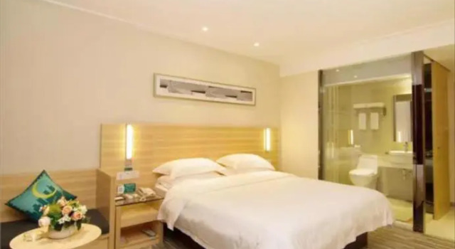 City Comfort Inn Guilin Lipu Center Square, Забронировать Отель Отели Гуанси-Чжуанский автономного района с парковкой, Парковка