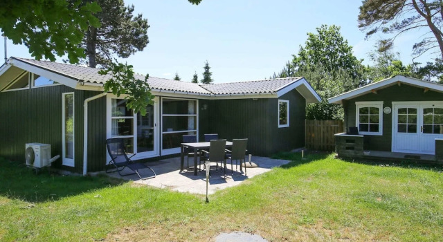 Коттедж 4 person holiday home in Store Fuglede