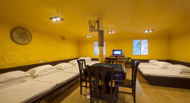 Кровать в общем номере Utopia Backpackers Hostel Of Fuling District