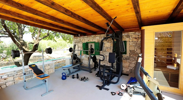 Toni - Luxurious and Fully Equipped - H, Rezerwuj Hotel Brac Island 
