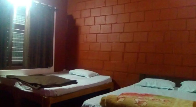 Athena Homestay, Rezervovat Hotel Hotely v Bangalore s parkováním, Parkování