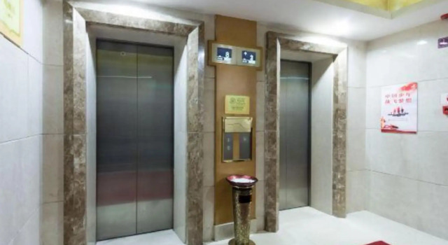 Teenly Garden International Hotel, Boek Hotel Hotels in Pingxiang met parkeren, Parkeren