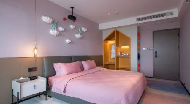 Семейный люкс Deluxe Riverside Garden Holiday Hotel