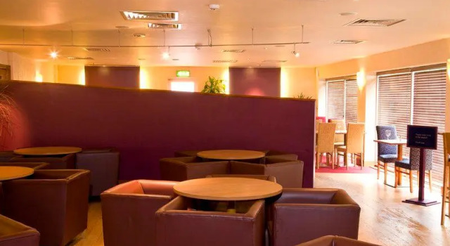 Номер Standard Premier Inn Watford Central