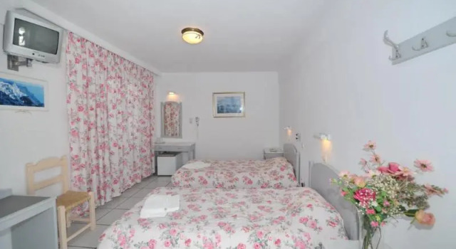 Номер Standard King Thiras Hotel