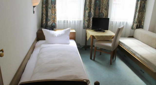 Одноместный номер Standard Hotel & Café Göller