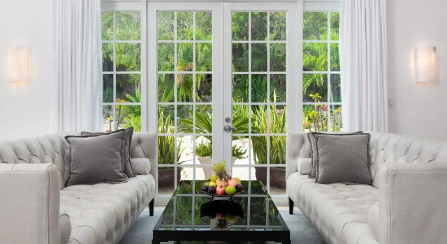 Le Soleil Dor, Book Hotel West End Cayman Islands