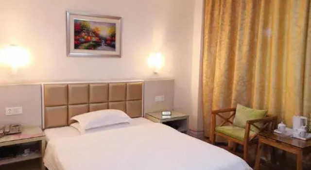 Stone Lion Jinyi Hotel, Book Hotel Shishi Fujian