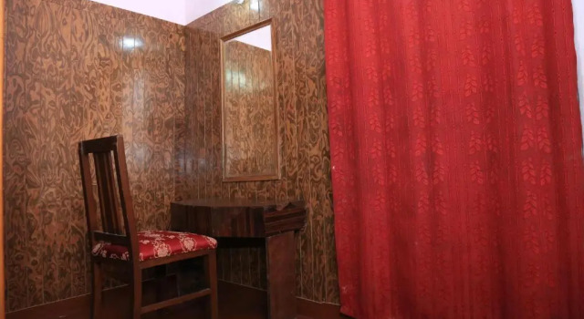 Номер Economy Prince Hotel