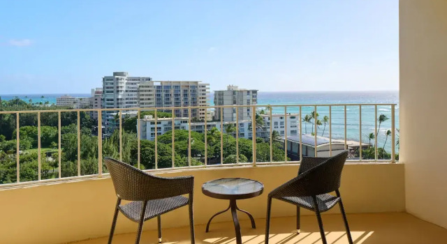 Двухместный номер Standard с балконом и с видом на океан Lotus Honolulu at Diamond Head