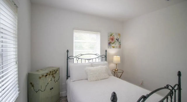 Like New Miami Springs Family Home