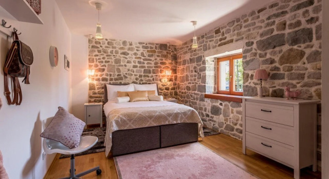 Awesome Home in Solin With 3 Bedrooms, Wifi and Outdoor Swimming Pool, Rezerwuj Hotel Solin Split Region