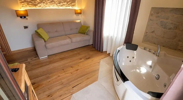 Hotel Firenze, Book Hotel Hoteller i Cimone med pool, Swimmingpool