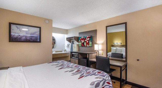 Номер Deluxe Red Roof Inn Kalamazoo West - Western Michigan U