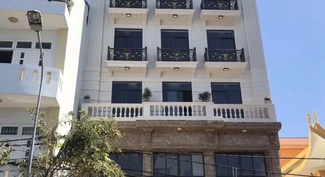Prague Hotel Vung Tau, Забронировать Отель Отели Вунгтау с парковкой, Парковка