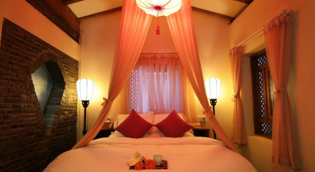 Люкс Lijiang Langyun Inn