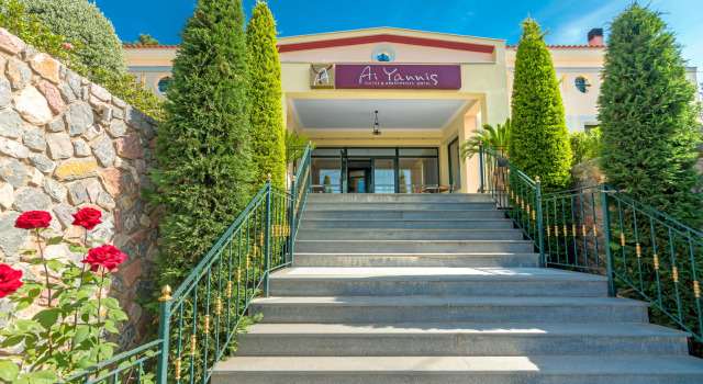 Ai Yannis Suites and Apartments Hotel, Забронировать Апартаменты/квартира  