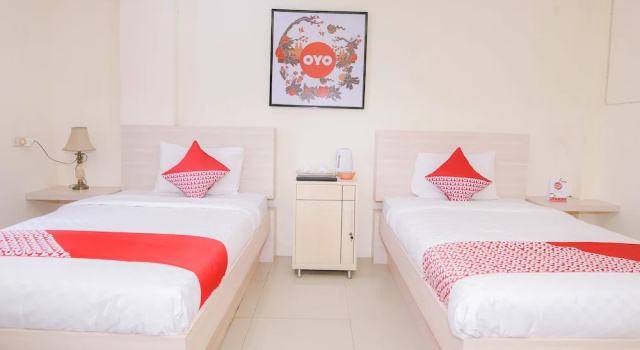 Люкс Standard Capital O 854 Ub Caisar Hotel